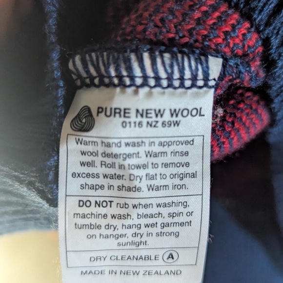 100% Wool Edward Lenton Christmas sweater. Grandpacore/Preppy Heritage Coastal. - Picture 5 of 6